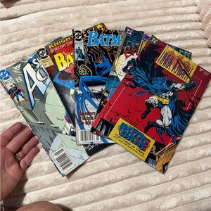 DC Comics Batman/Superman Comic Book Lot - Multicolor Covers